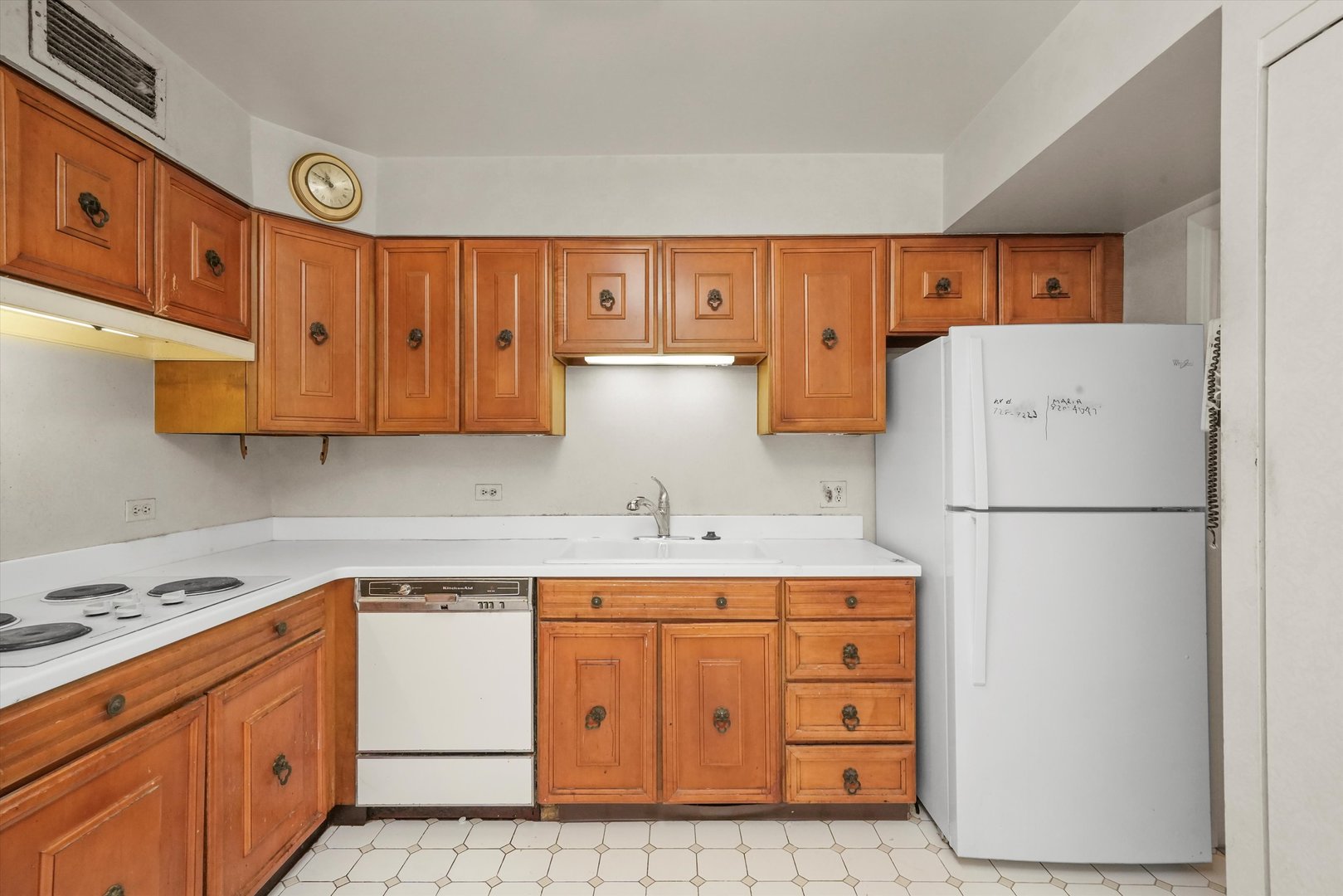 5901 N Sheridan Road Unit: 13B