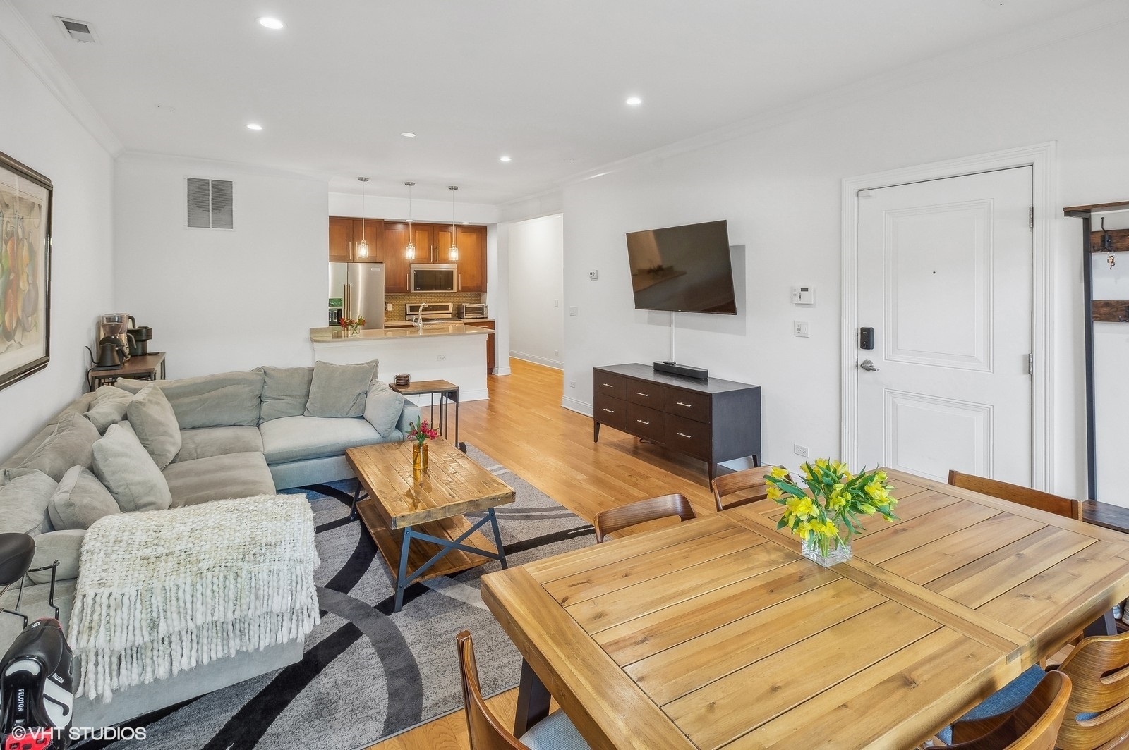 1454 N Milwaukee Avenue Unit: 2S