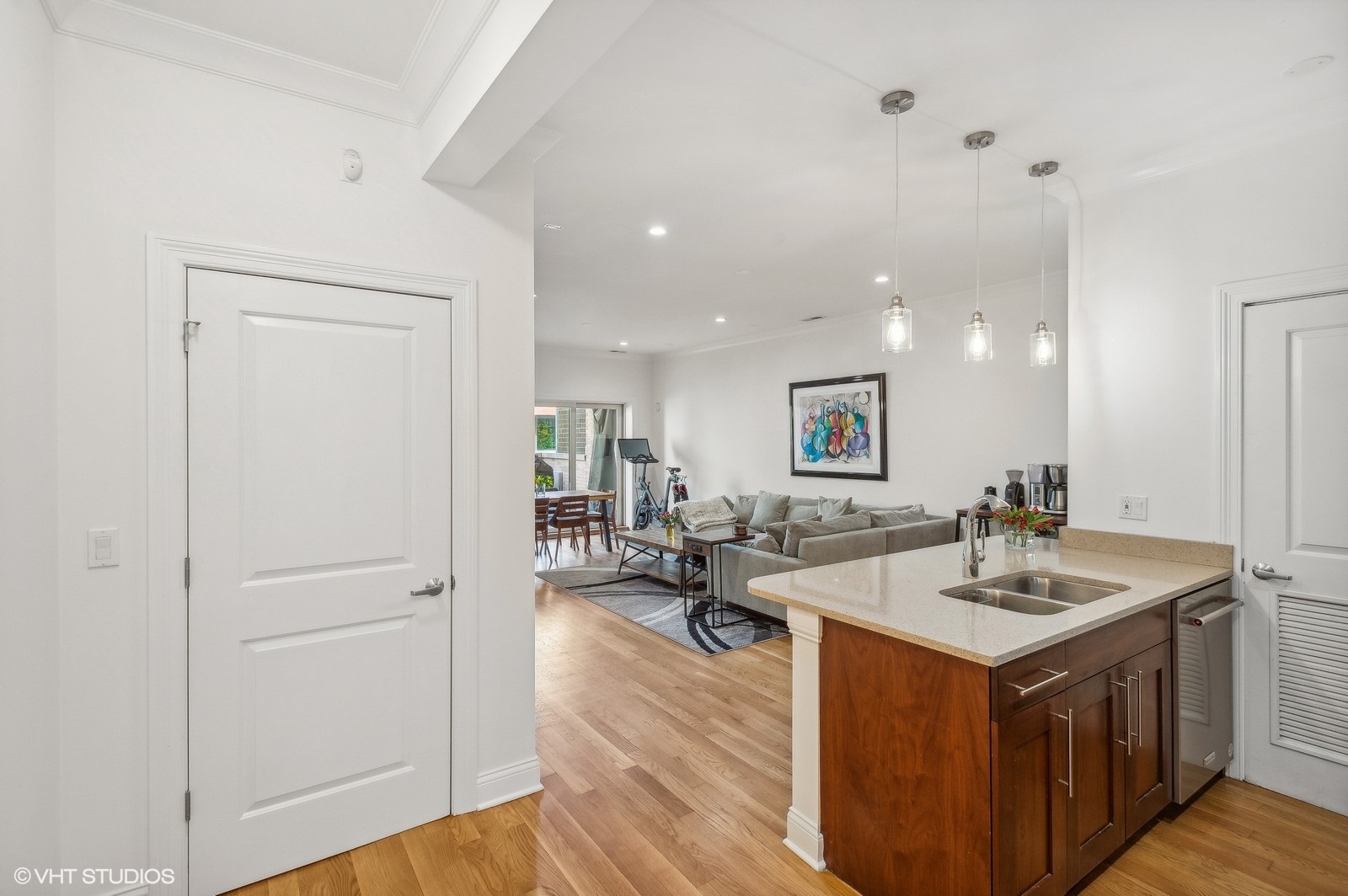 1454 N Milwaukee Avenue Unit: 2S