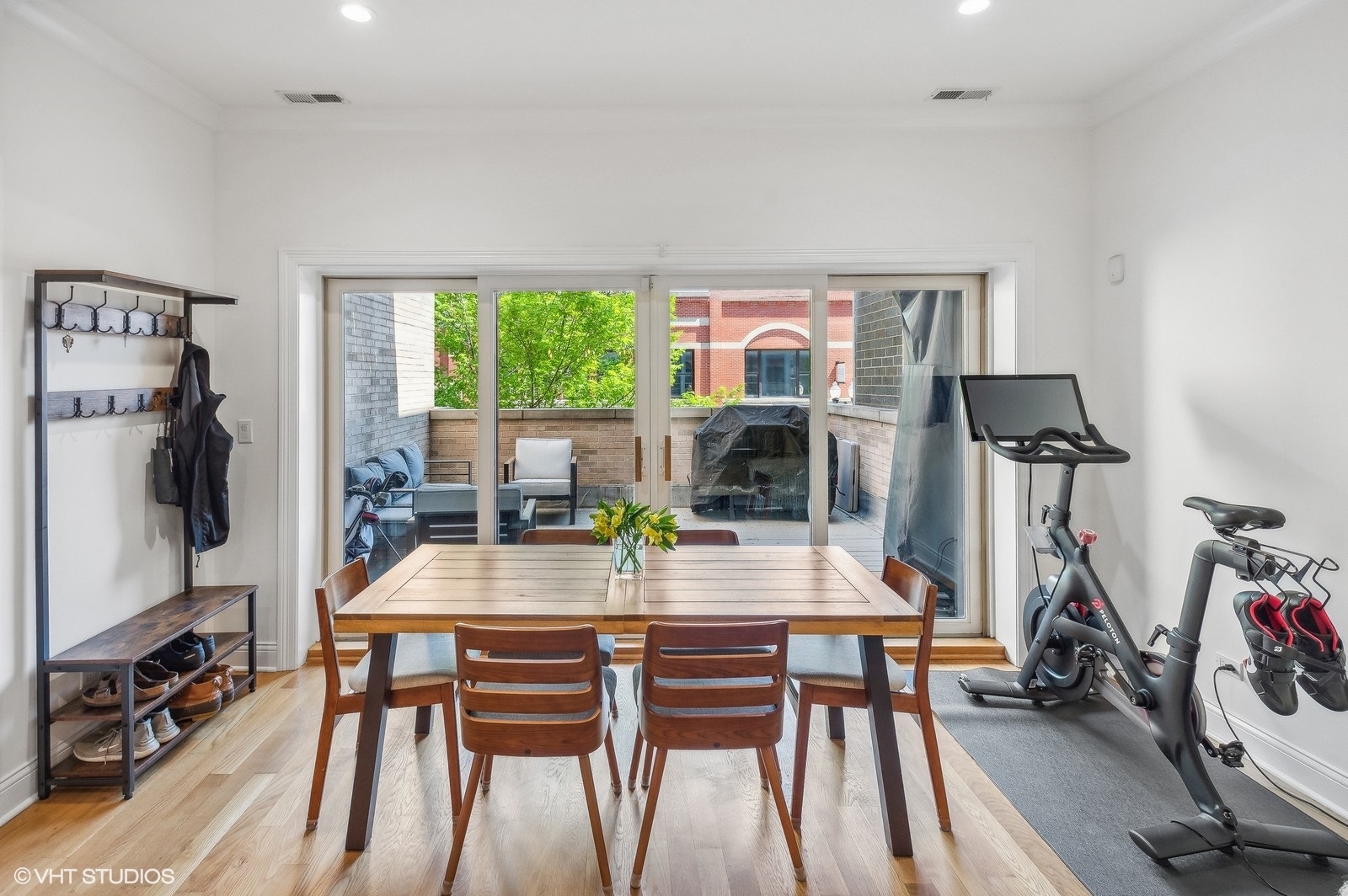 1454 N Milwaukee Avenue Unit: 2S