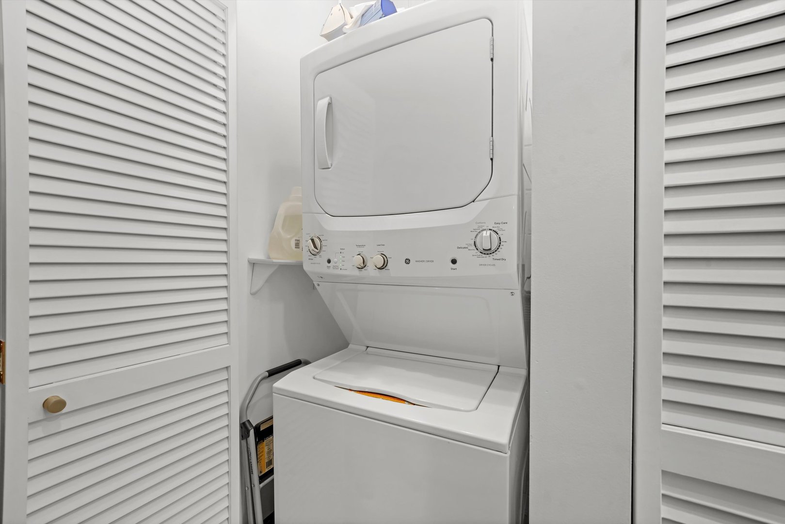 1750 N Clybourn Avenue Unit: 201