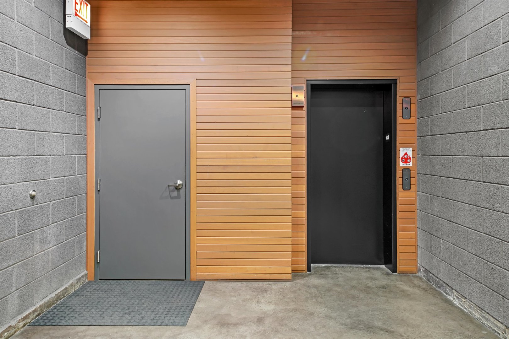 1750 N Clybourn Avenue Unit: 201