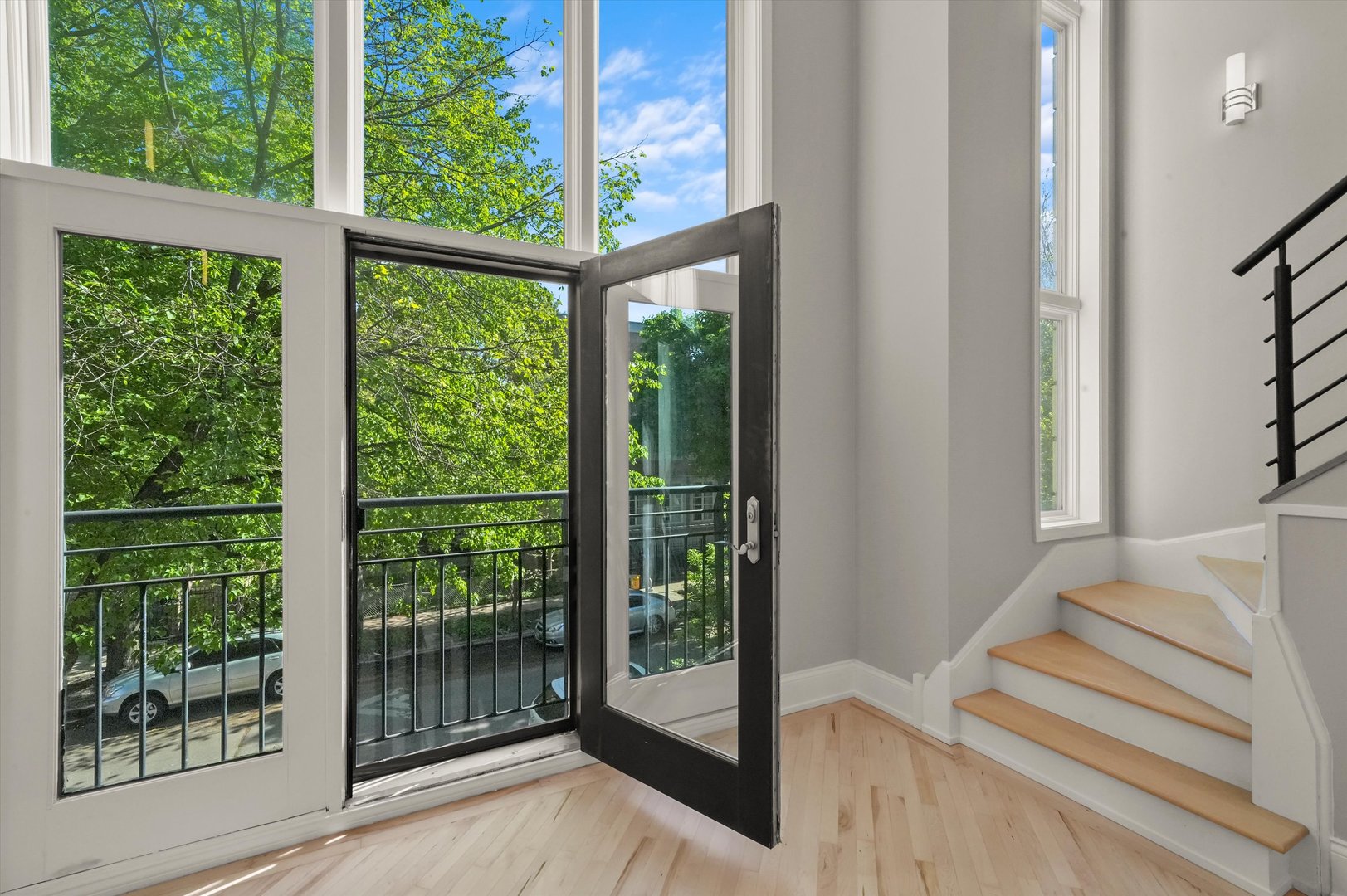 2218 W Belden Avenue Unit: 2