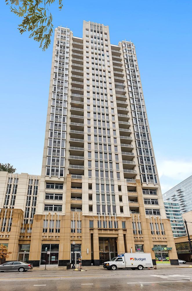 1400 S Michigan Avenue Unit: 2009