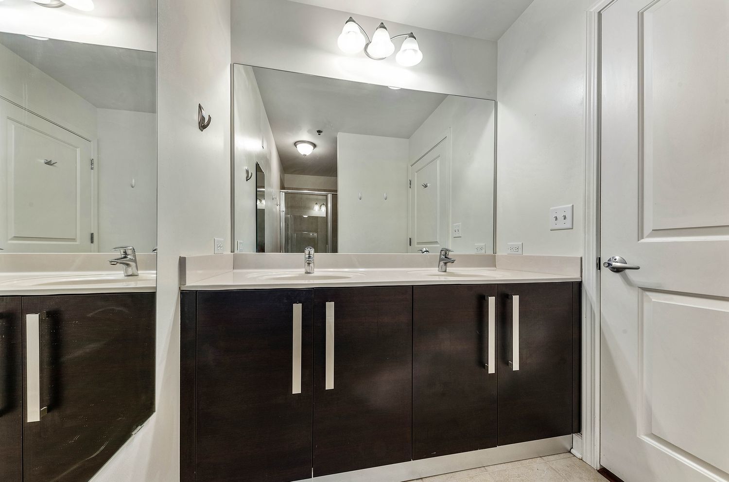 1400 S Michigan Avenue Unit: 2009