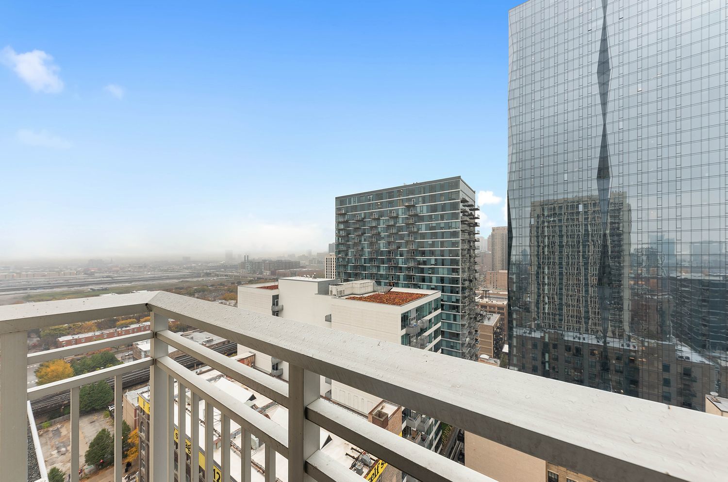 1400 S Michigan Avenue Unit: 2009