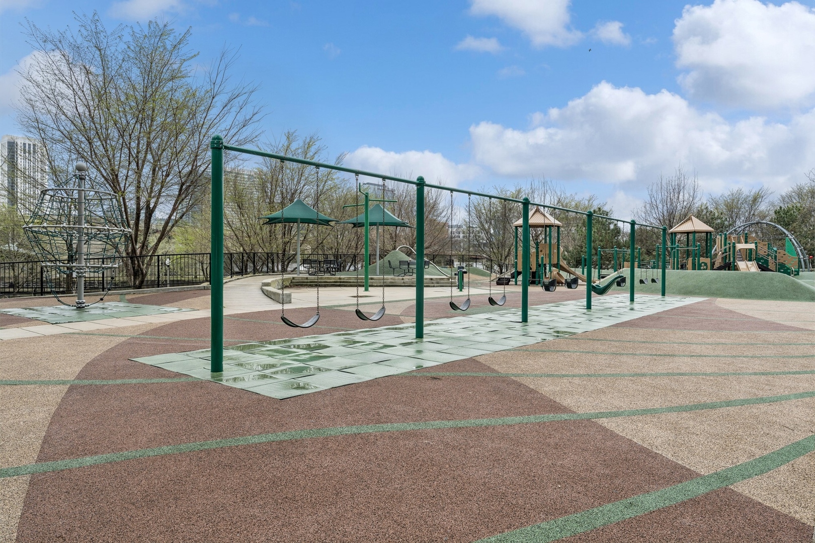 510 W Erie Street Unit: 603