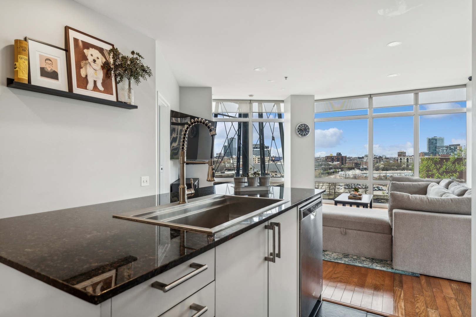 510 W Erie Street Unit: 603