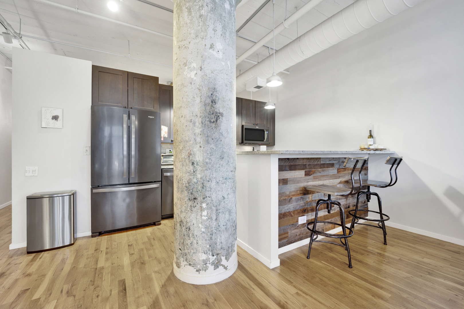 523 S Plymouth Court Unit: 803