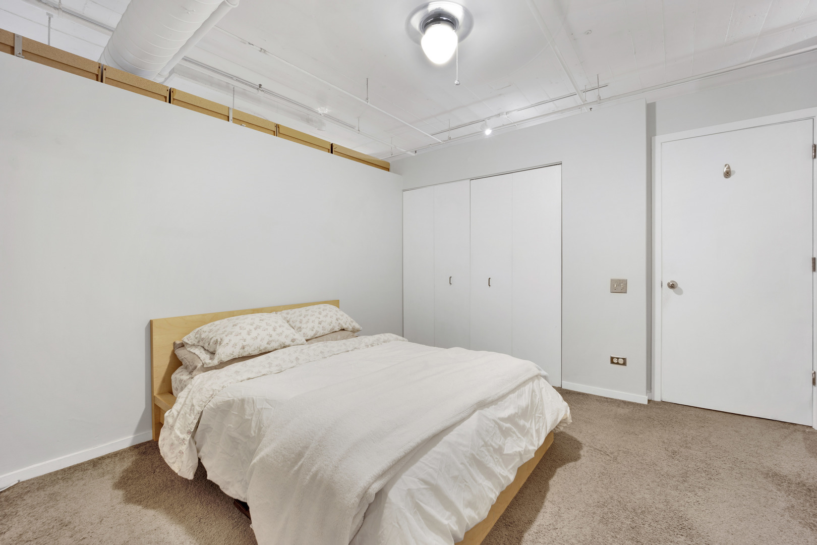 523 S Plymouth Court Unit: 803
