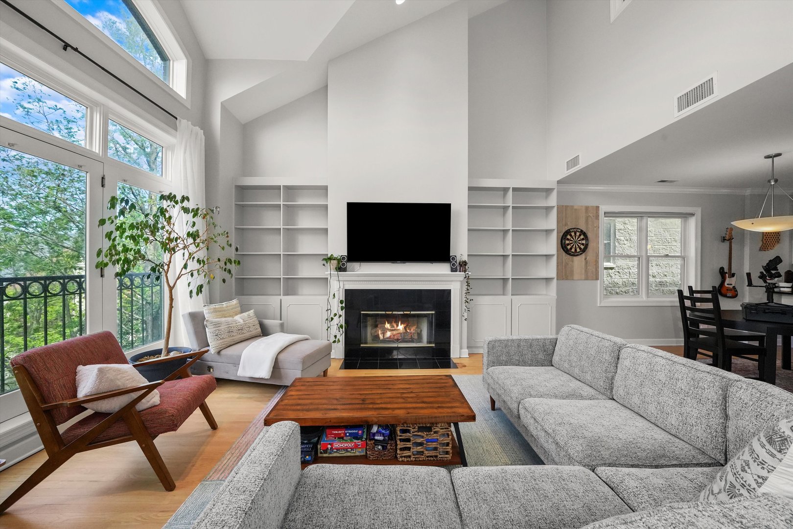 2947 N Damen Avenue Unit: 3