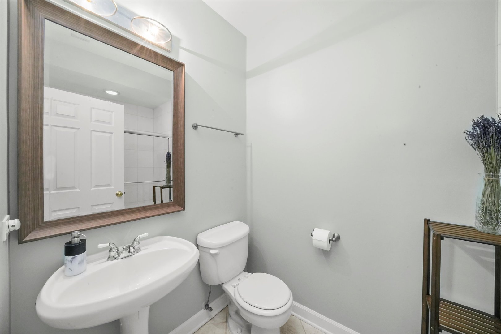 2947 N Damen Avenue Unit: 3