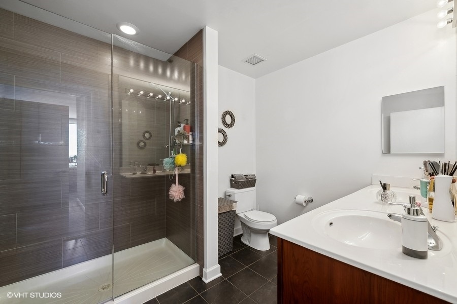 100 E 14th Street Unit: 3009