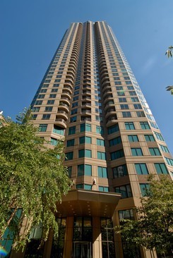 400 N LaSalle Street Unit: 904