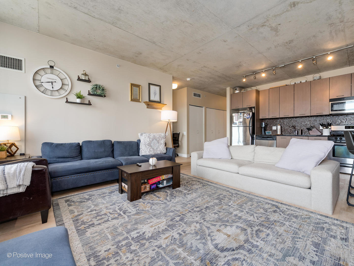 659 W Randolph Street Unit: 1712