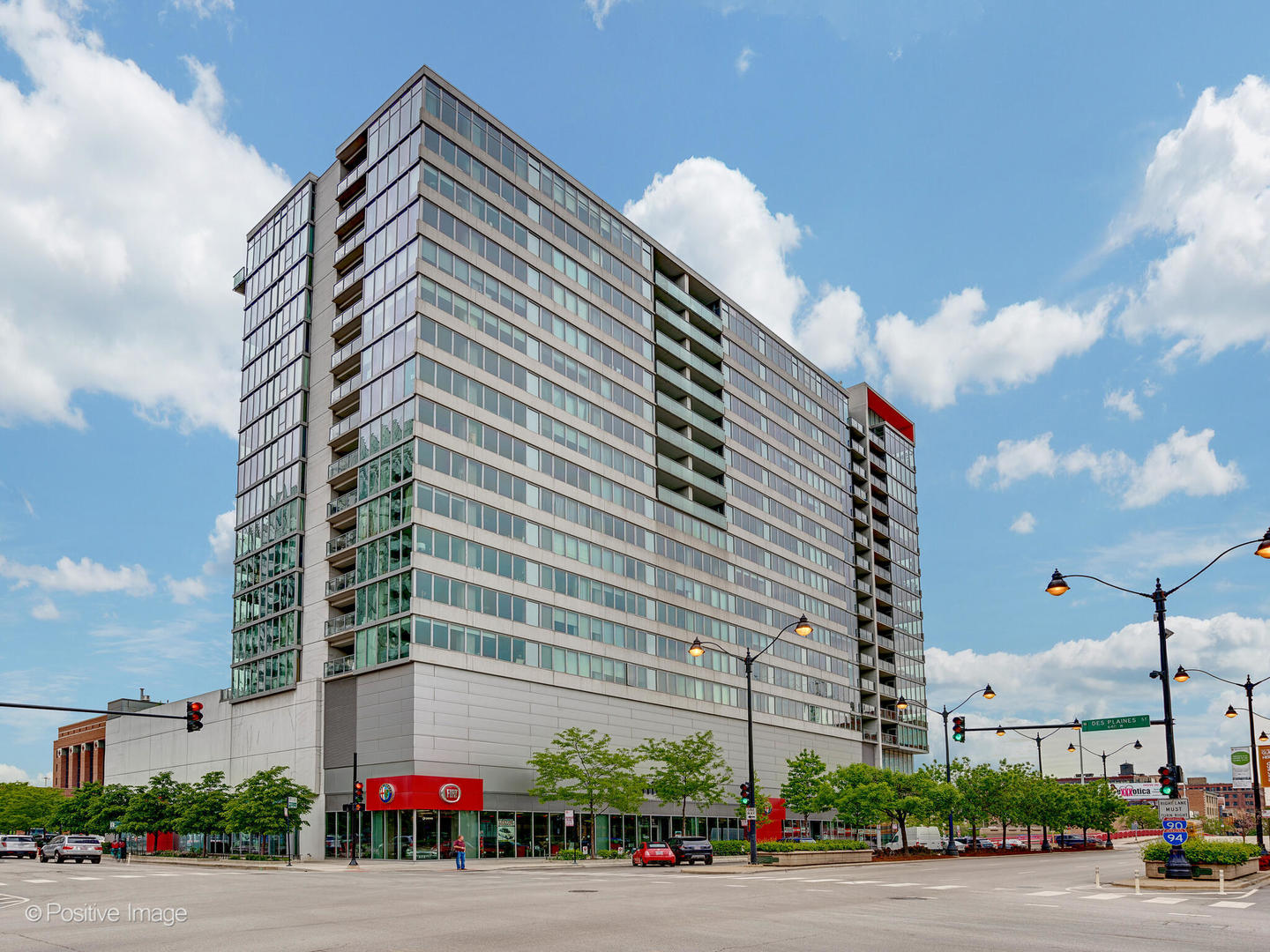 659 W Randolph Street Unit: 1712