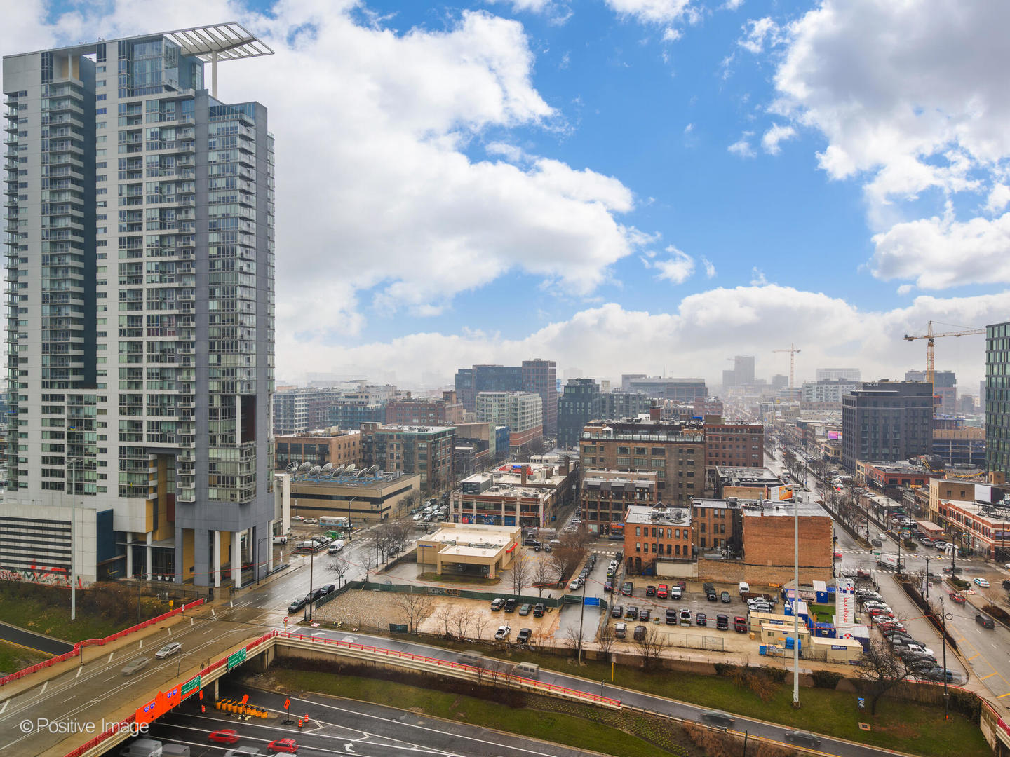 659 W Randolph Street Unit: 1712