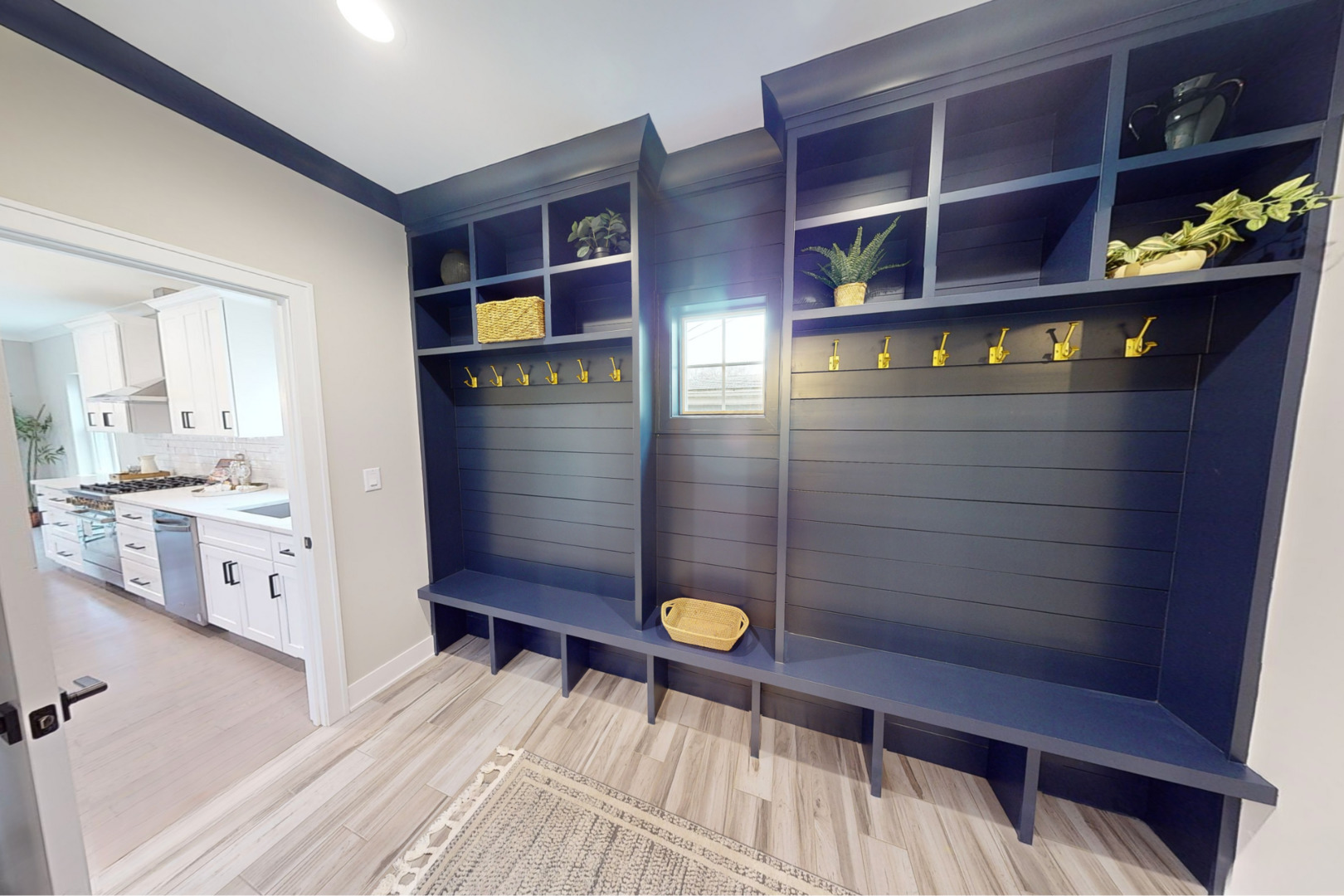 10430 S Sawyer Avenue