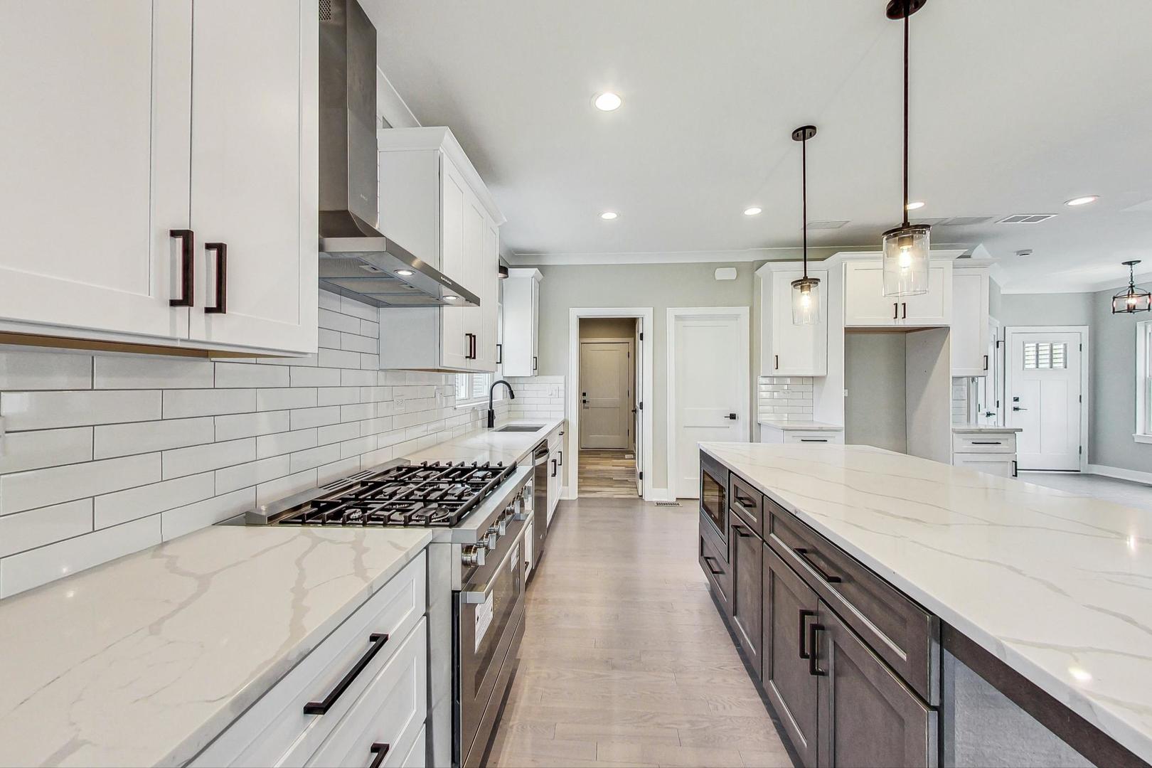 10430 S Sawyer Avenue