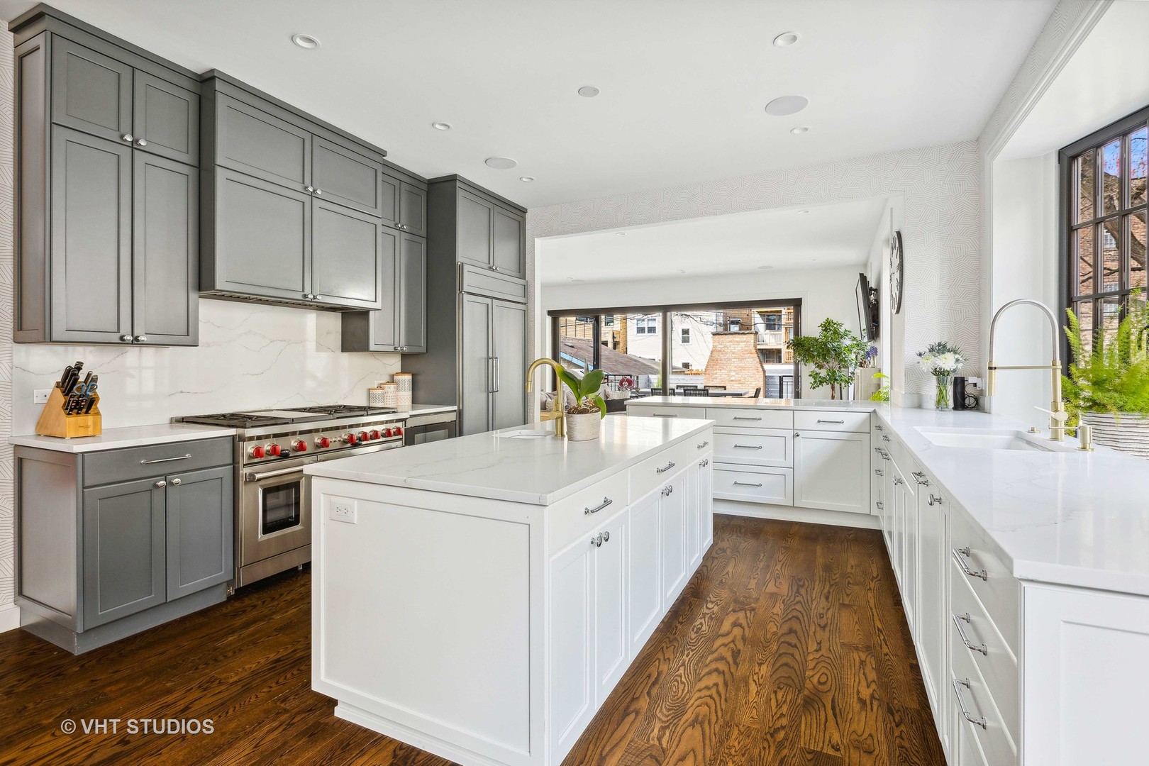 1436 W Berwyn Avenue