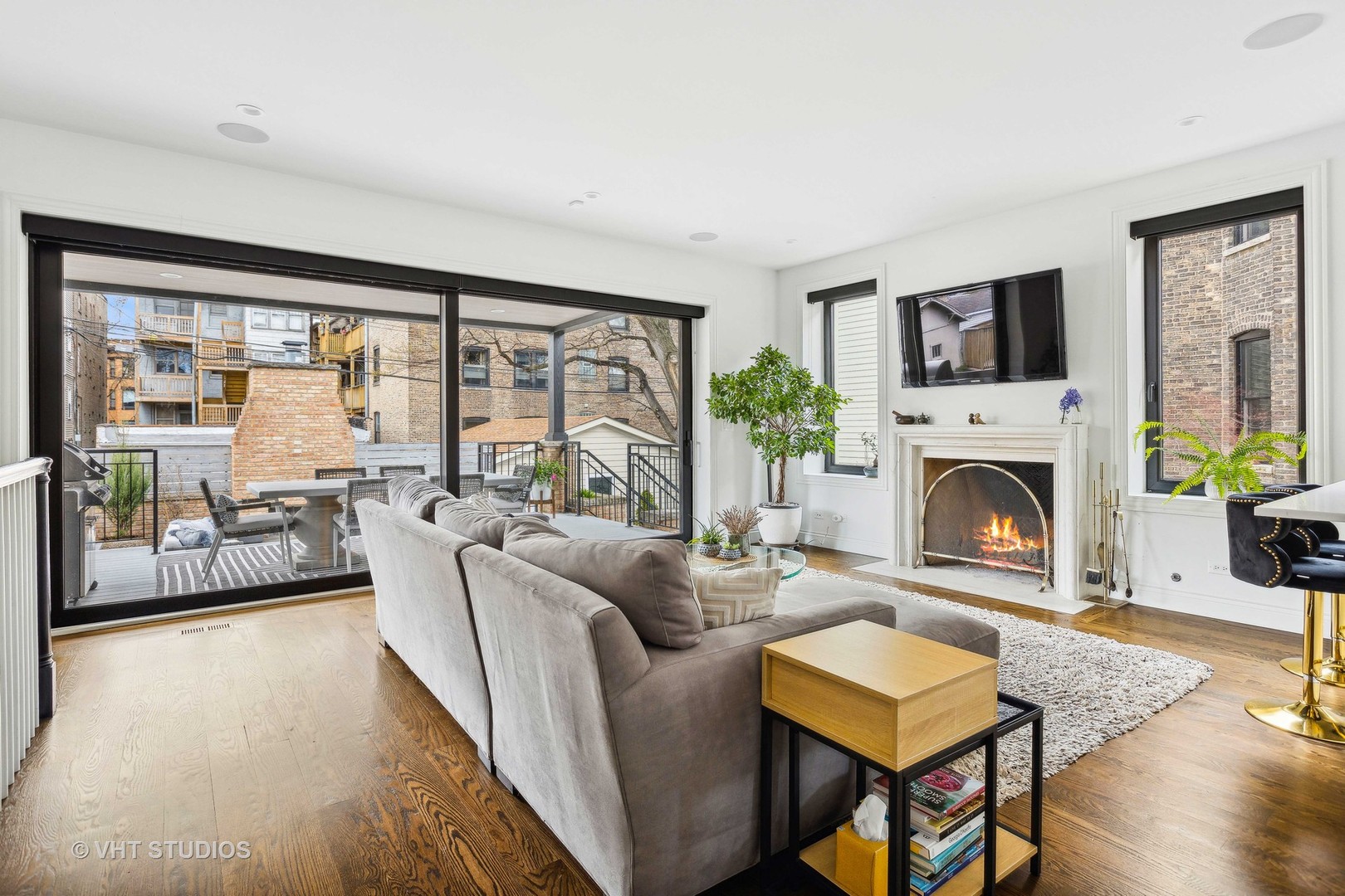 1436 W Berwyn Avenue