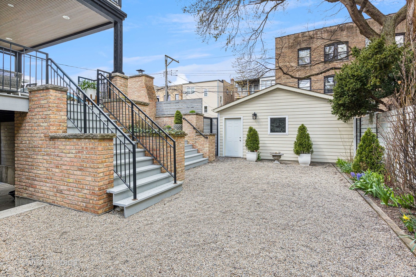 1436 W Berwyn Avenue