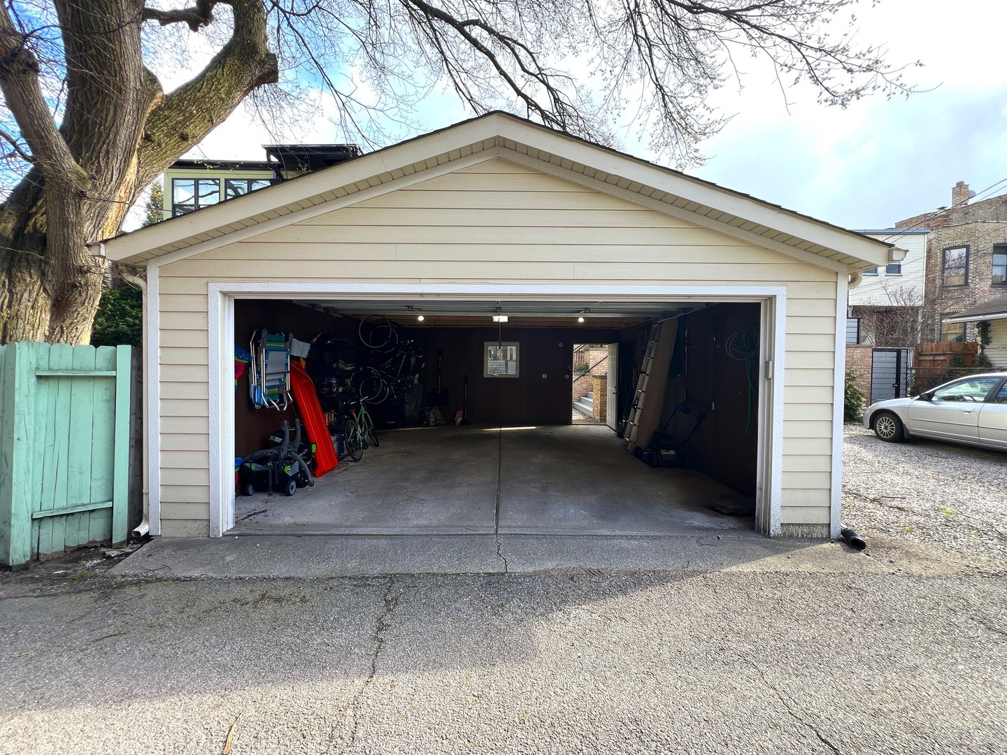 1436 W Berwyn Avenue