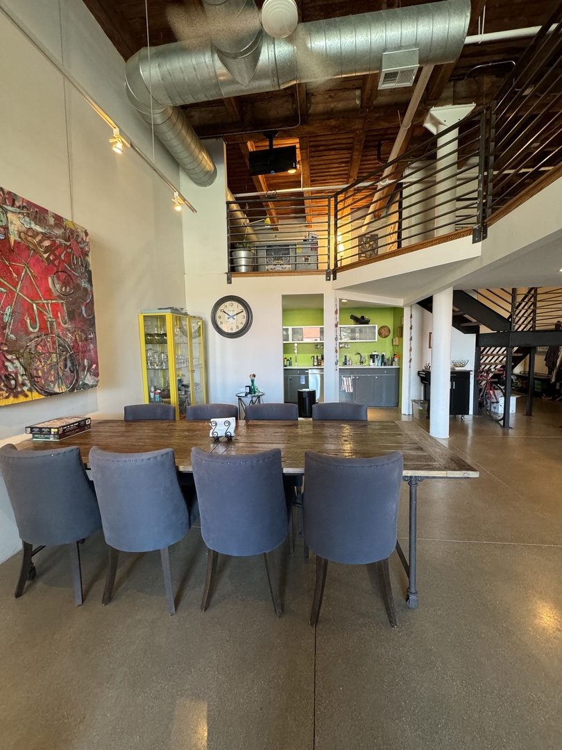 407 N Elizabeth Street Unit: 101B
