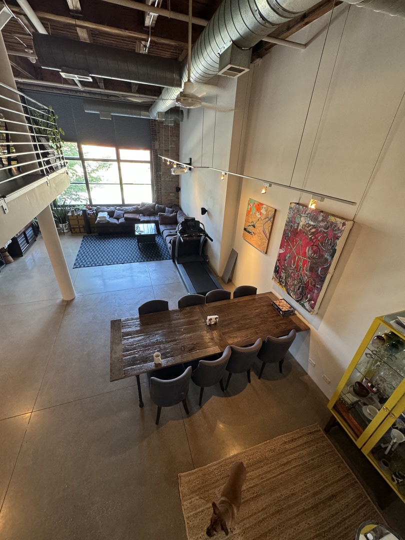 407 N Elizabeth Street Unit: 101B