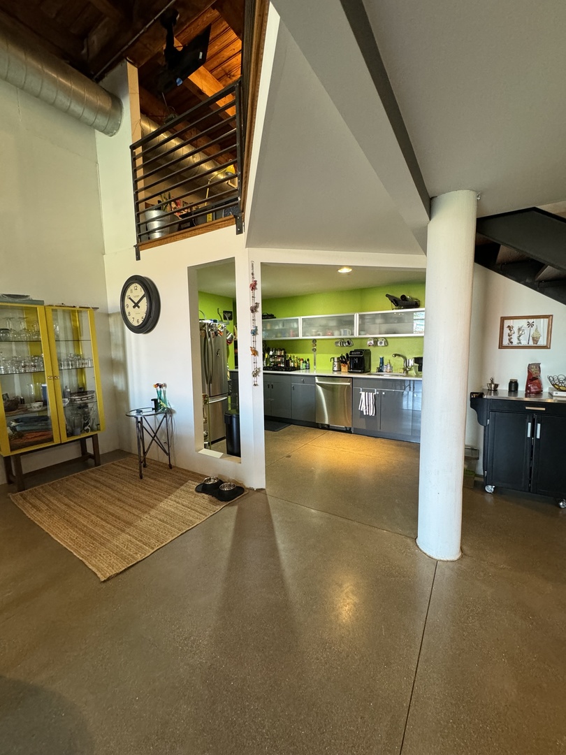 407 N Elizabeth Street Unit: 101B