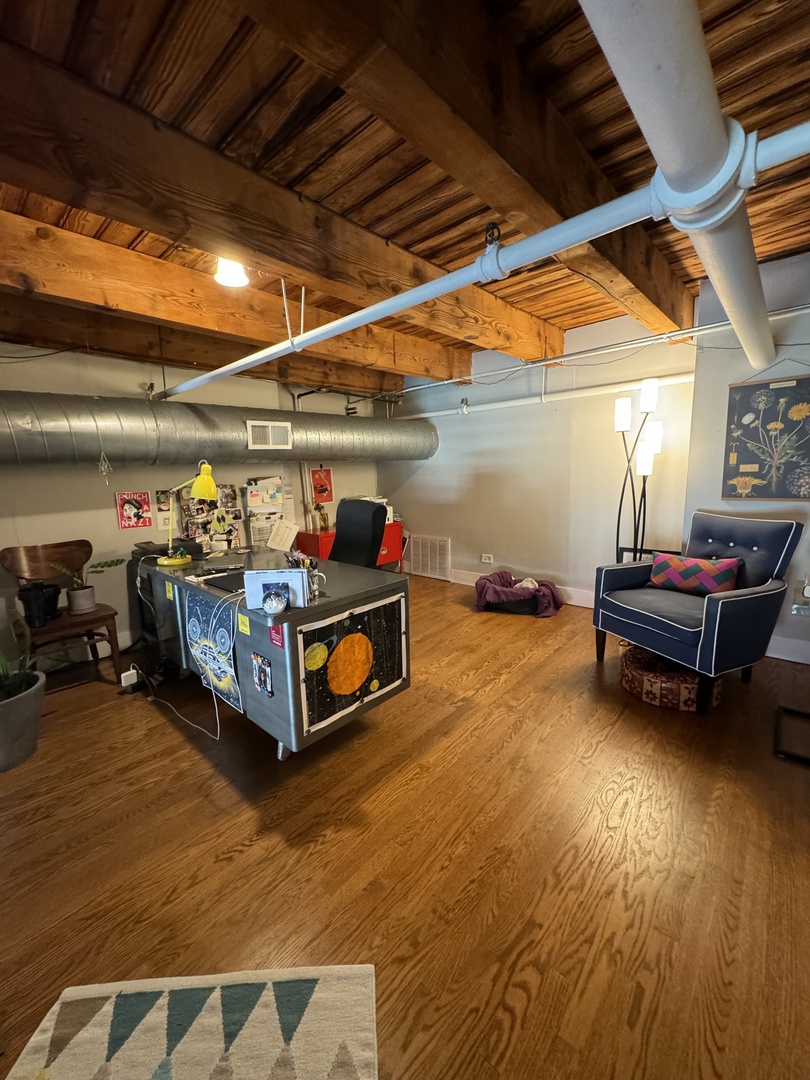 407 N Elizabeth Street Unit: 101B