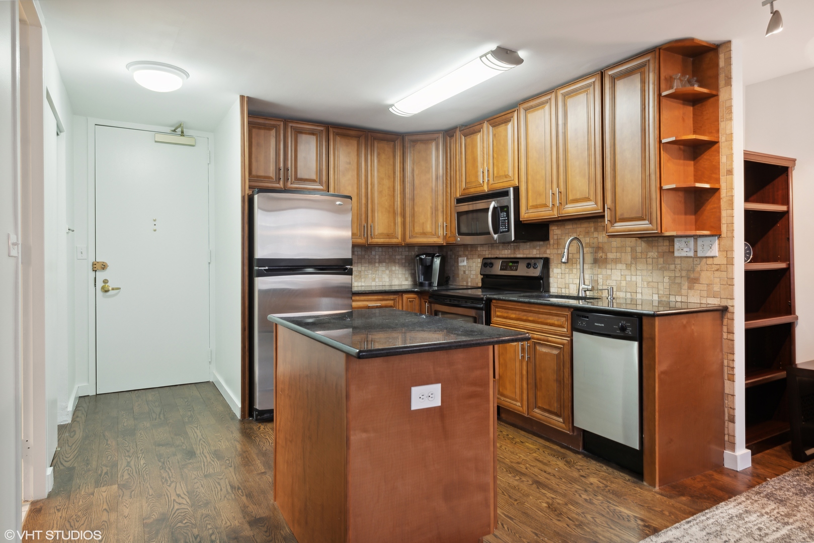 100 E WALTON Street Unit: 41C