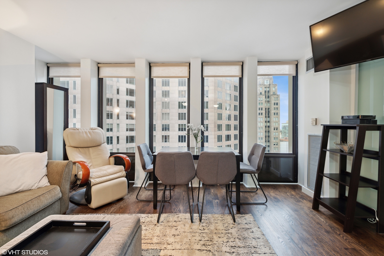 100 E WALTON Street Unit: 41C