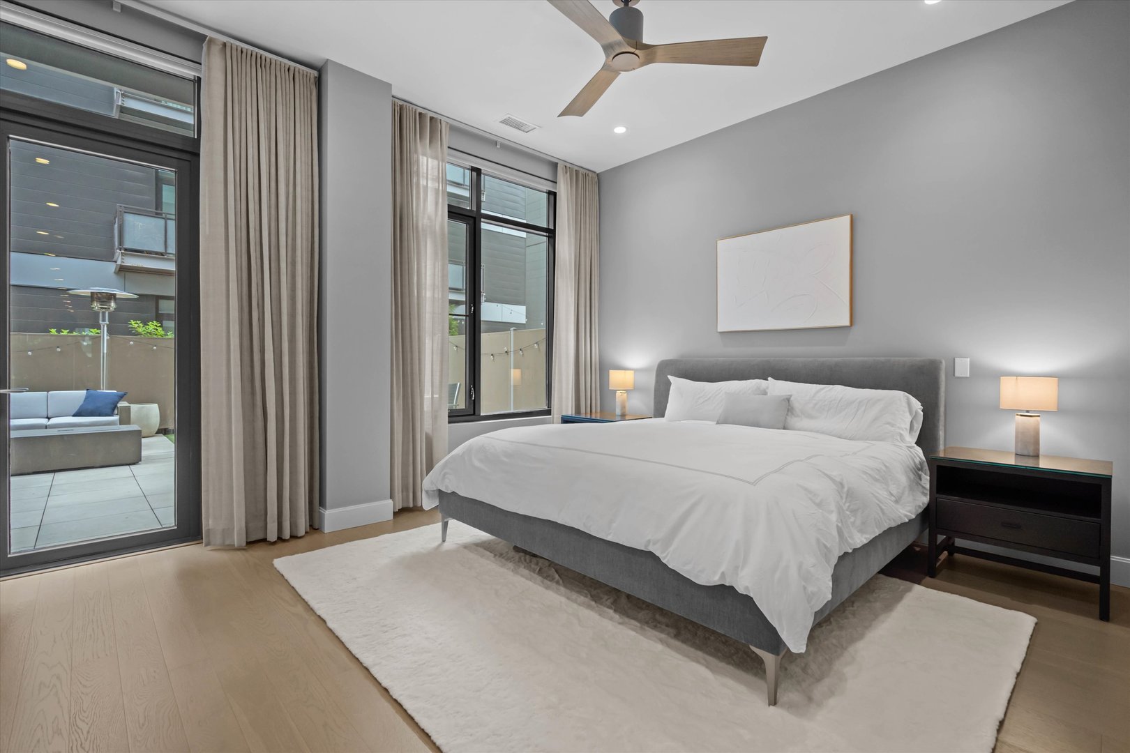 31 N Aberdeen Street Unit: 2S