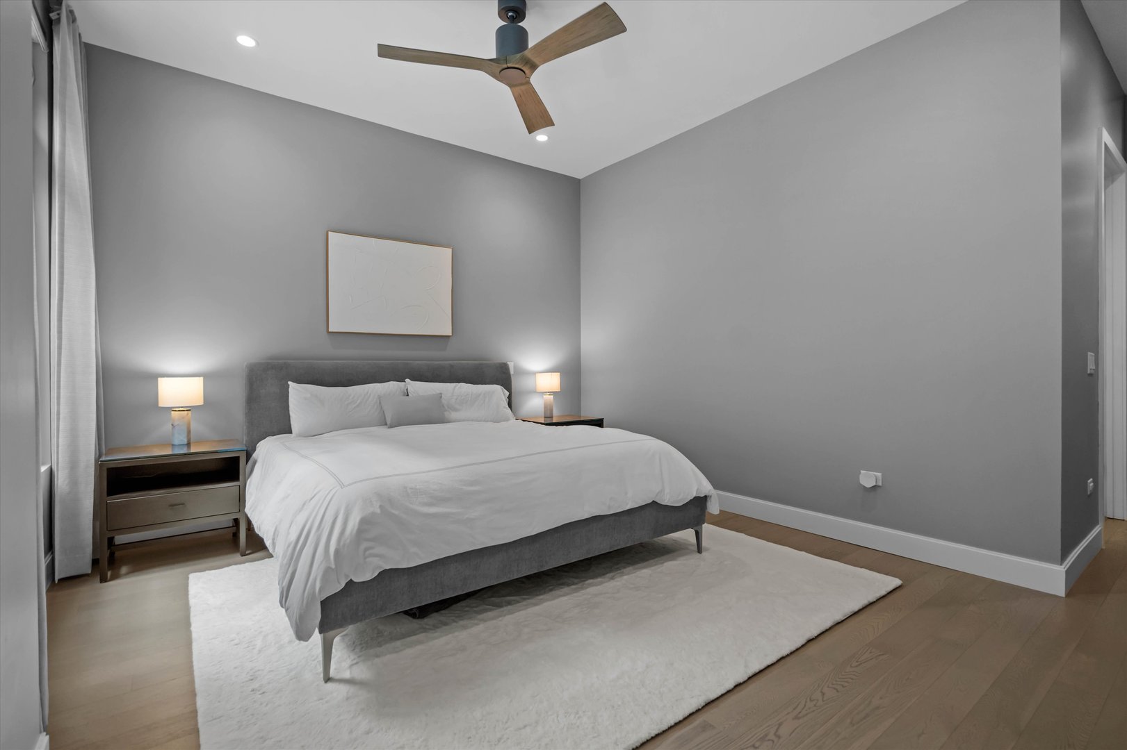 31 N Aberdeen Street Unit: 2S