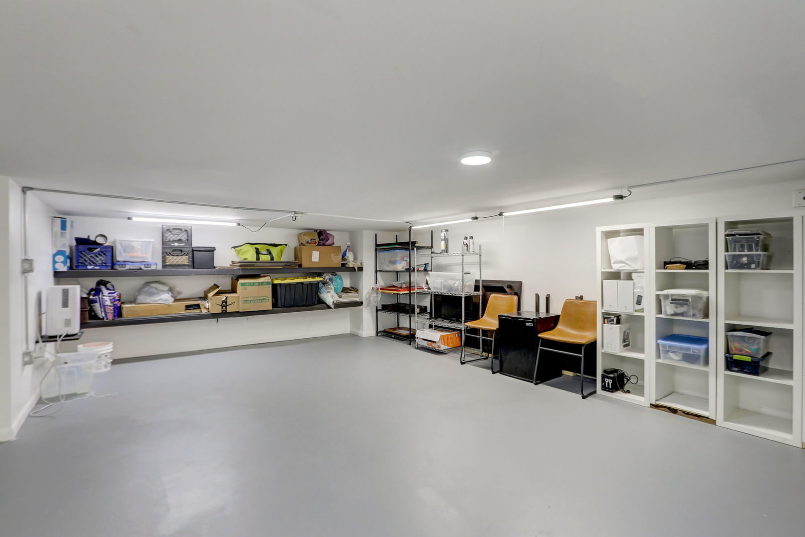 119 W CHESTNUT Street Unit: 5