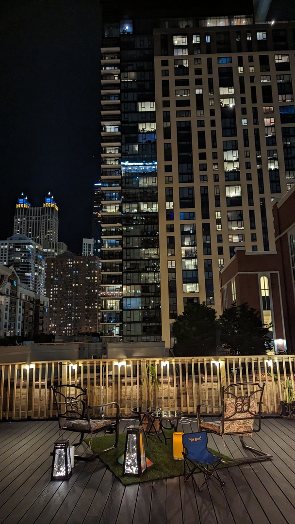 119 W CHESTNUT Street Unit: 5