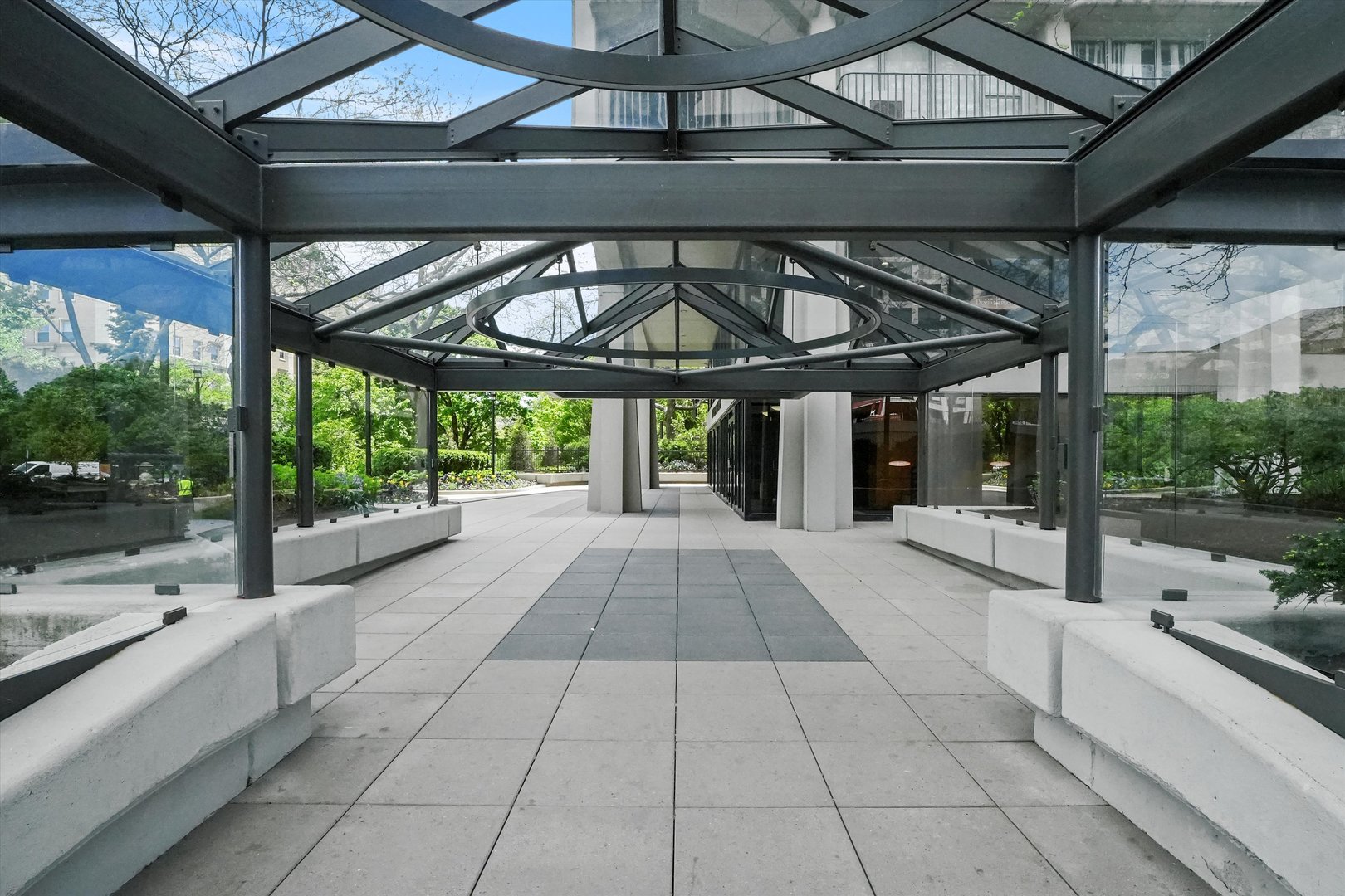 1960 N Lincoln Park W Unit: 404