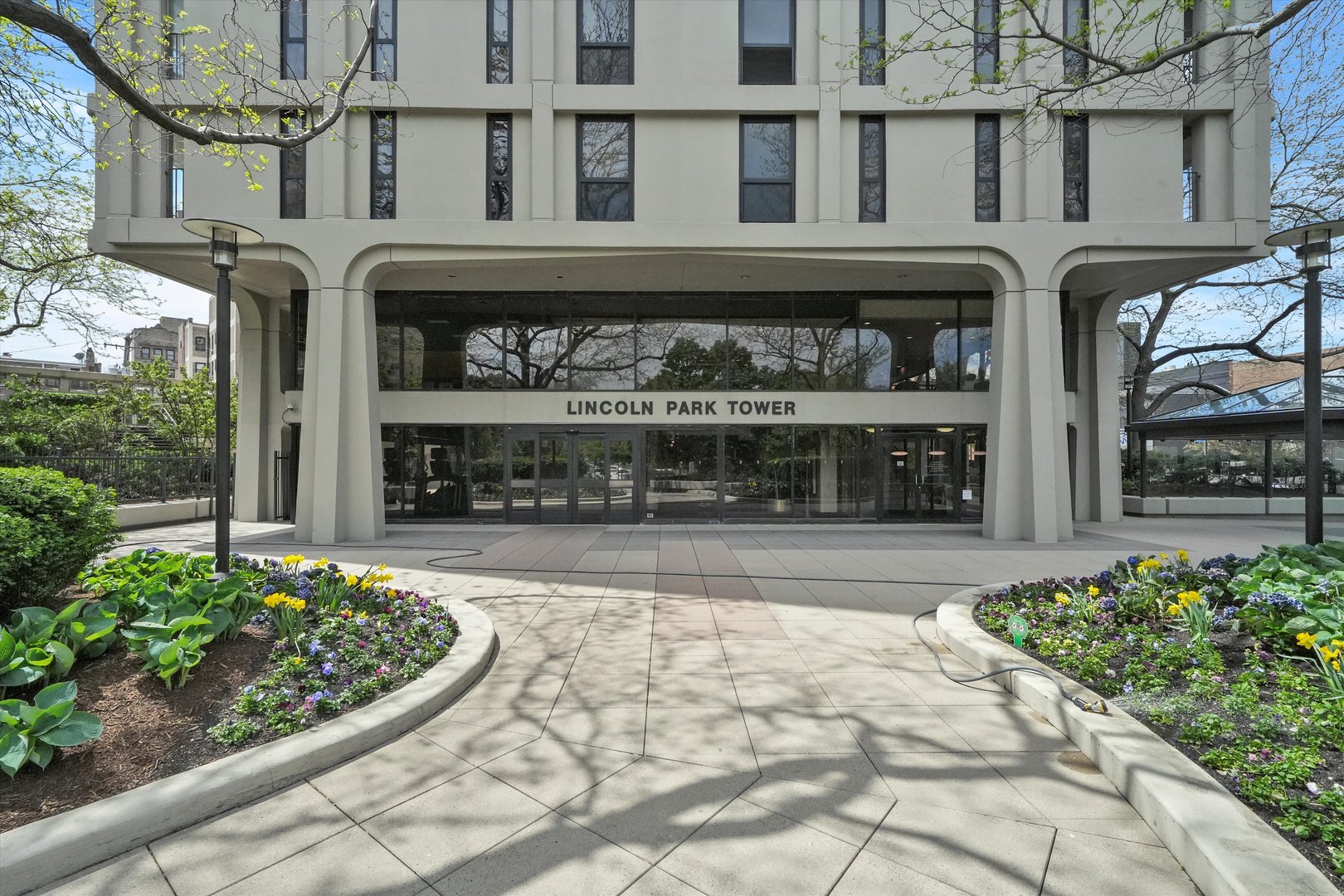 1960 N Lincoln Park W Unit: 404