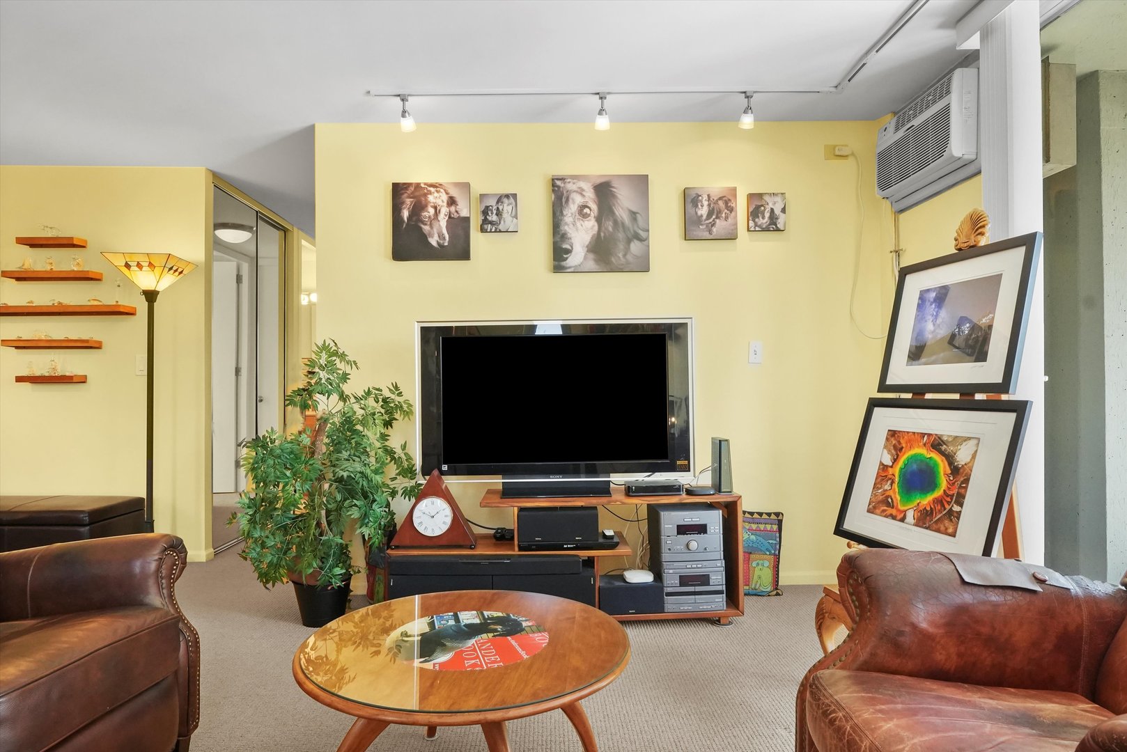 1960 N Lincoln Park W Unit: 404