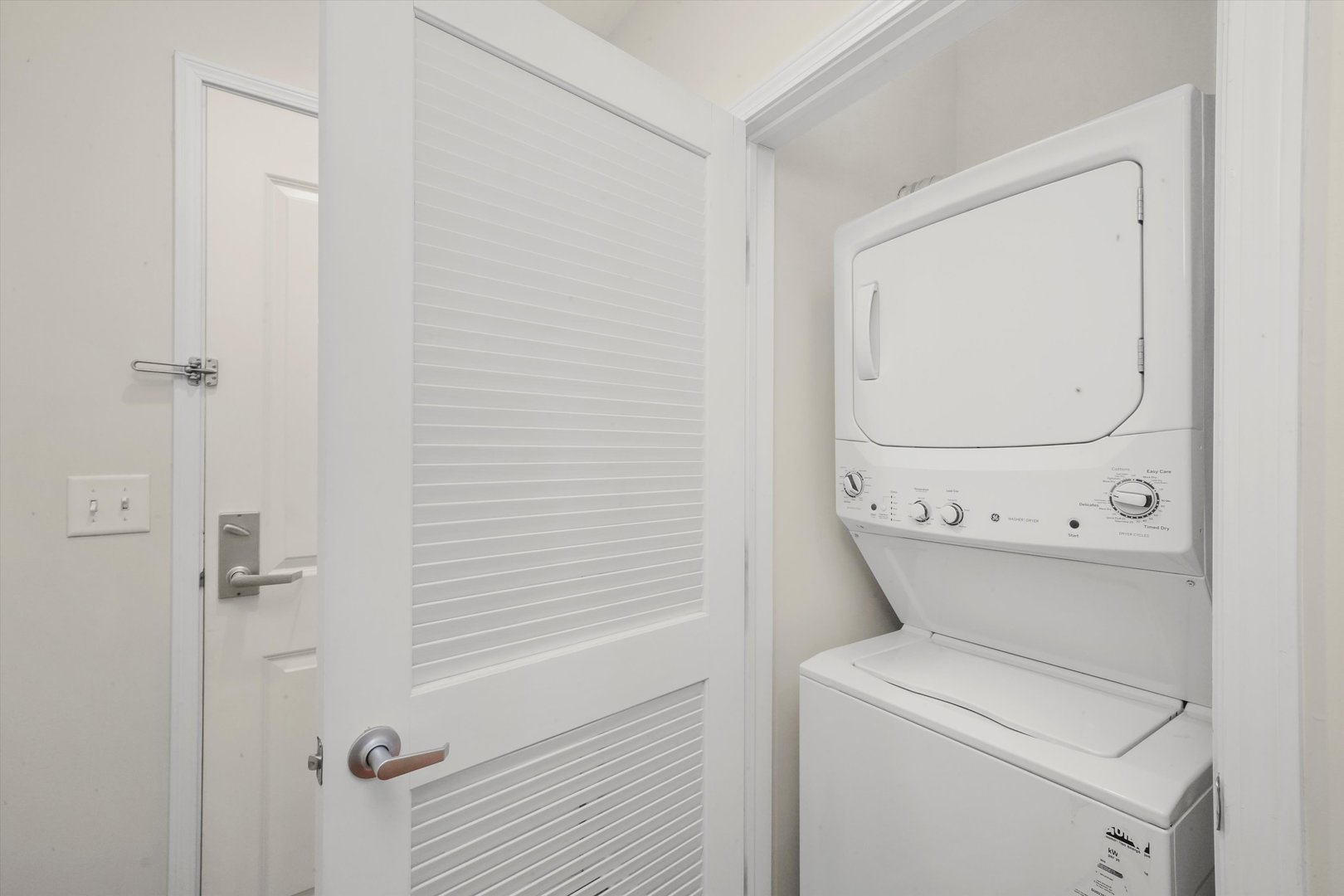 828 W Grace Street Unit: 1004
