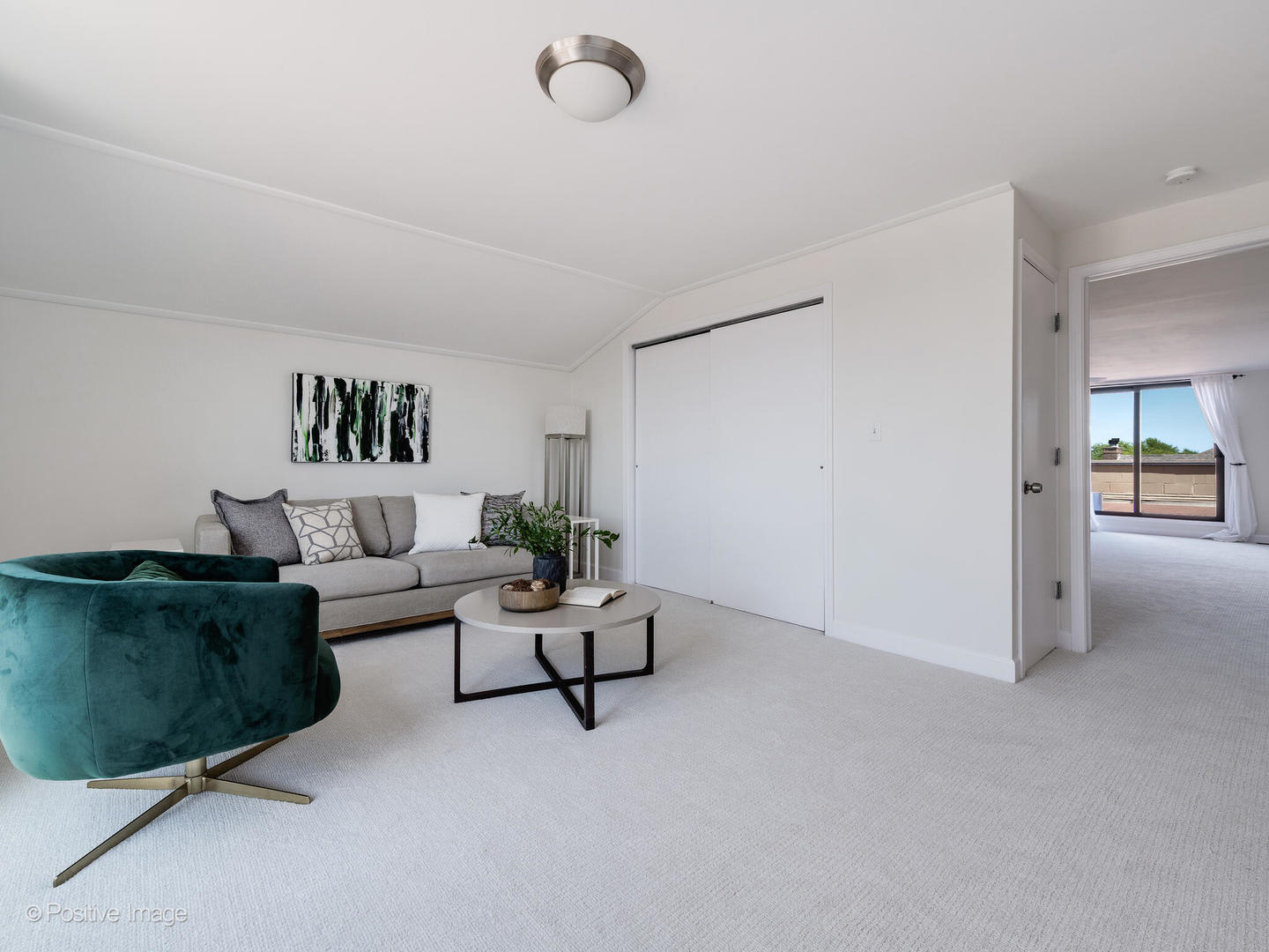 1618 N Claremont Avenue Unit: 3N