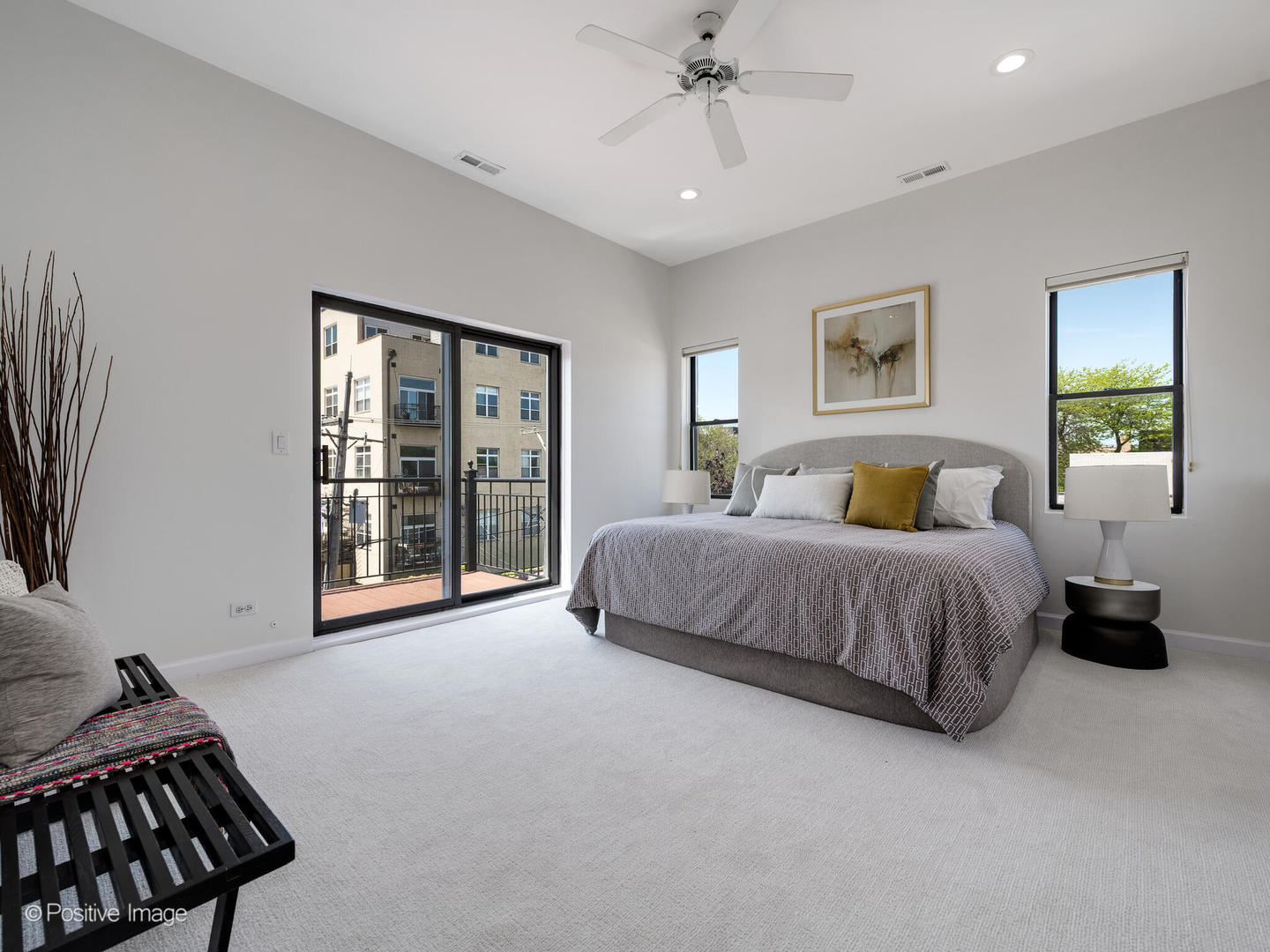 1618 N Claremont Avenue Unit: 3N