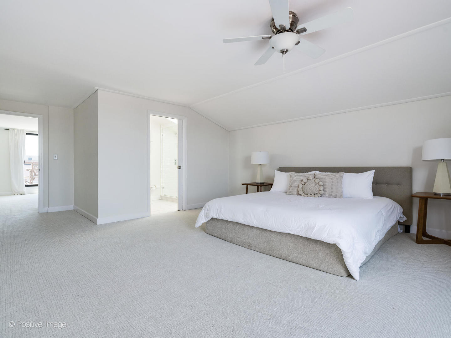 1618 N Claremont Avenue Unit: 3N