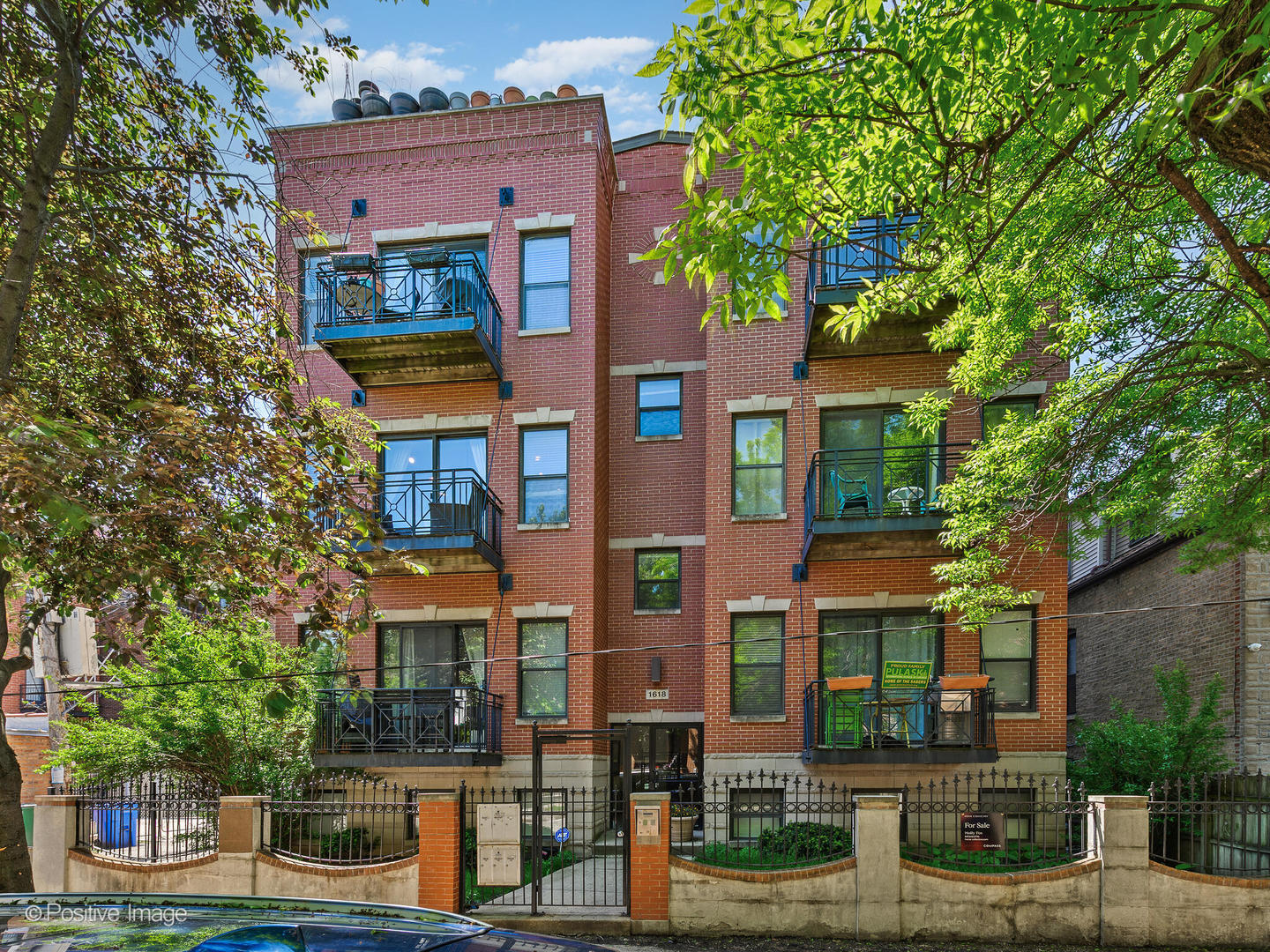 1618 N Claremont Avenue Unit: 3N