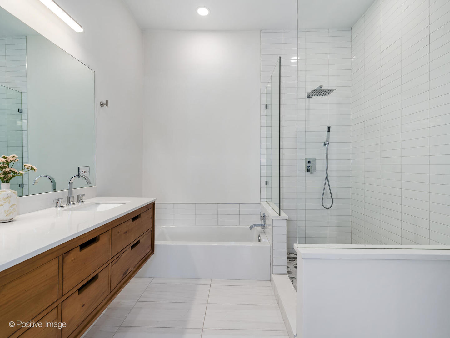 1618 N Claremont Avenue Unit: 3N