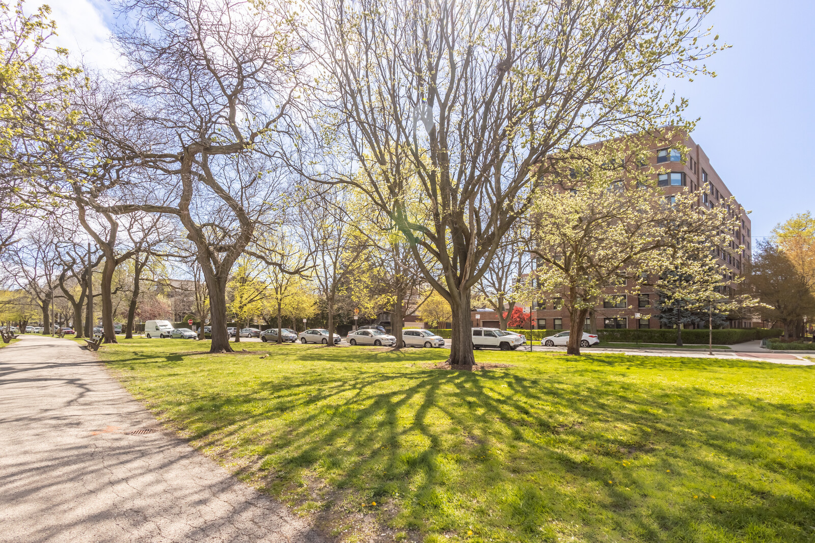 4880 N Marine Drive Unit: 308