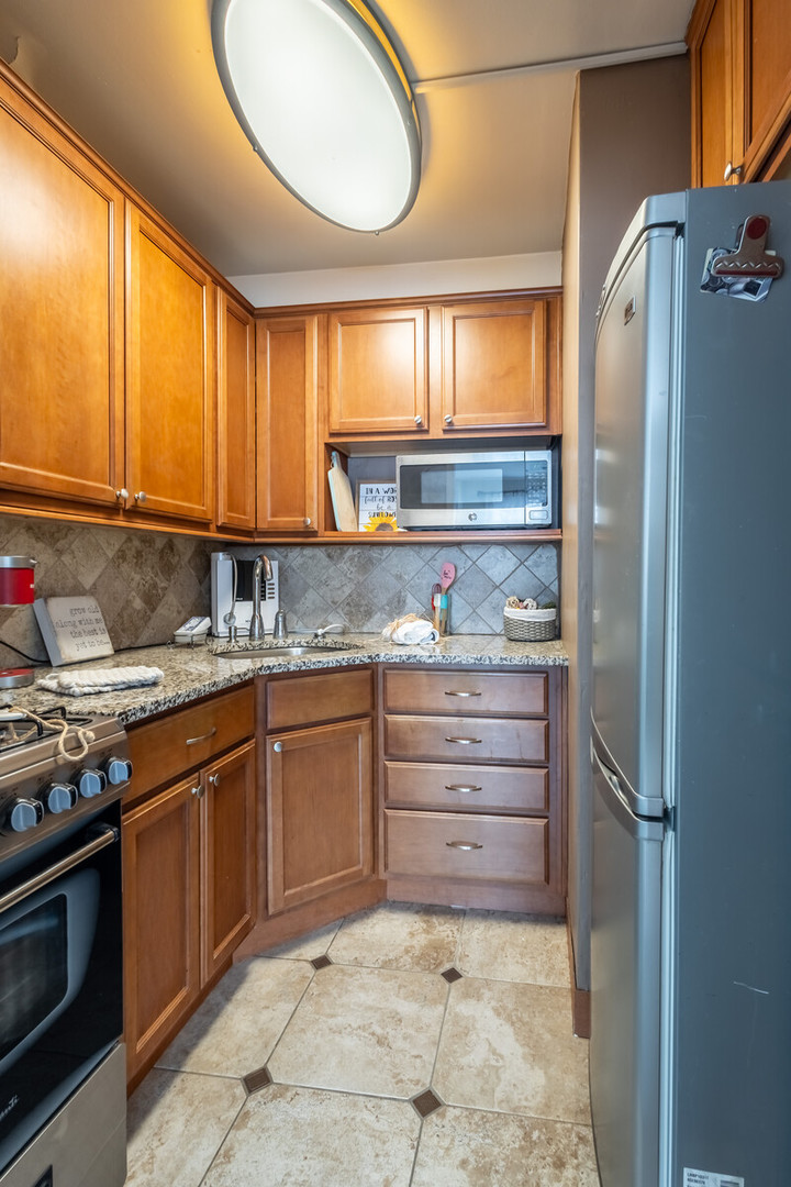 4880 N Marine Drive Unit: 308