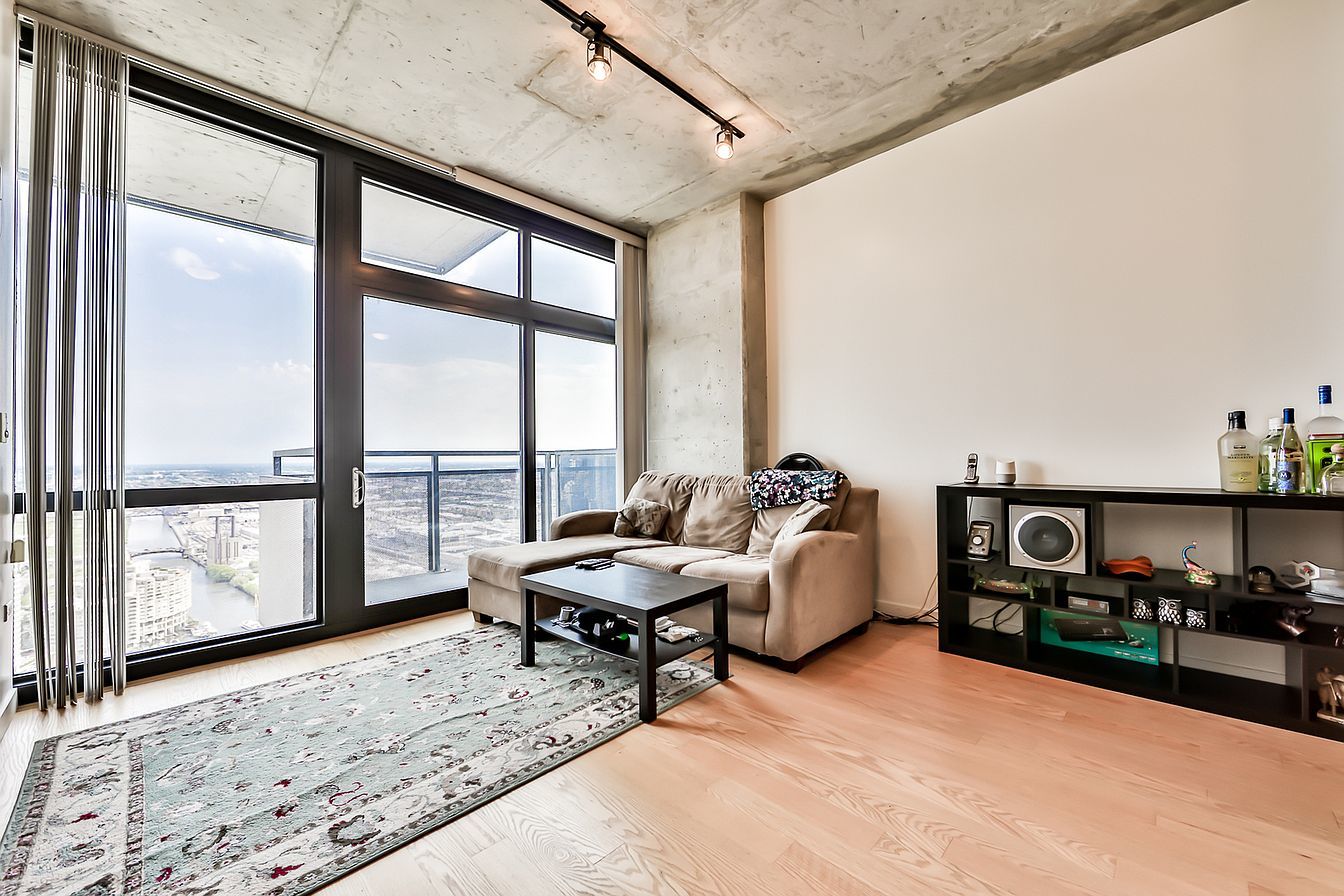 235 W Van Buren Street Unit: 4309