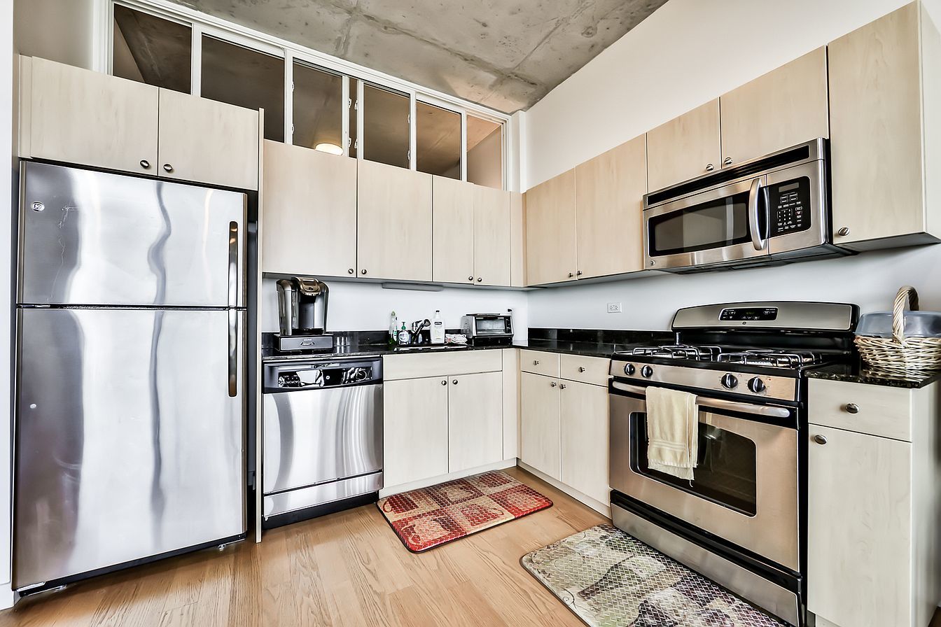 235 W Van Buren Street Unit: 4309